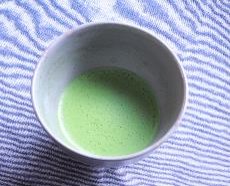 抹茶聖安　薄茶